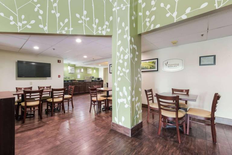 Studio 6 Suites – Knoxville, TN - Downtown — photo 5