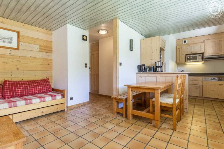 Gite with terrace — photo 2