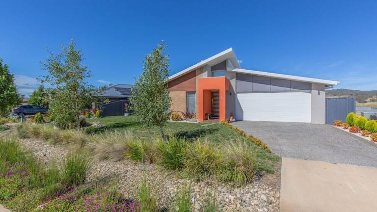 House Jindabyne