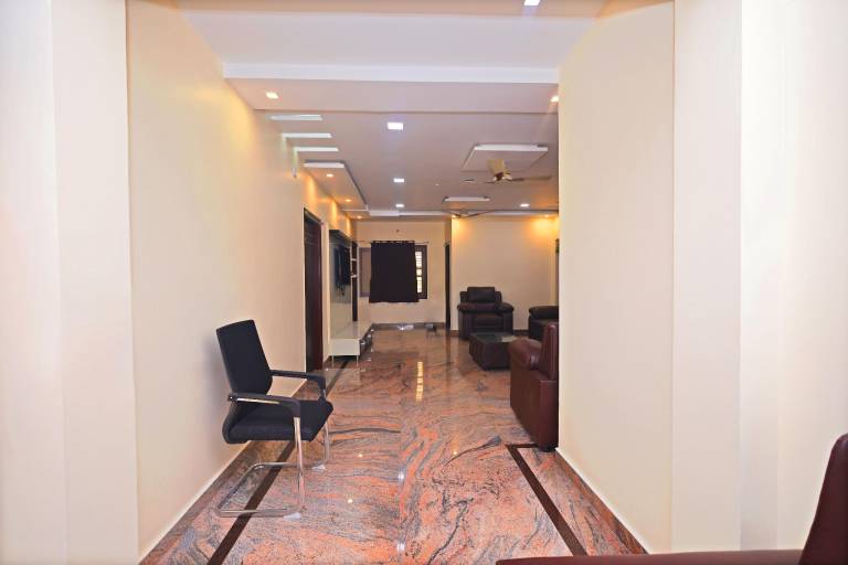 Jay and Jas Hotel — photo 4