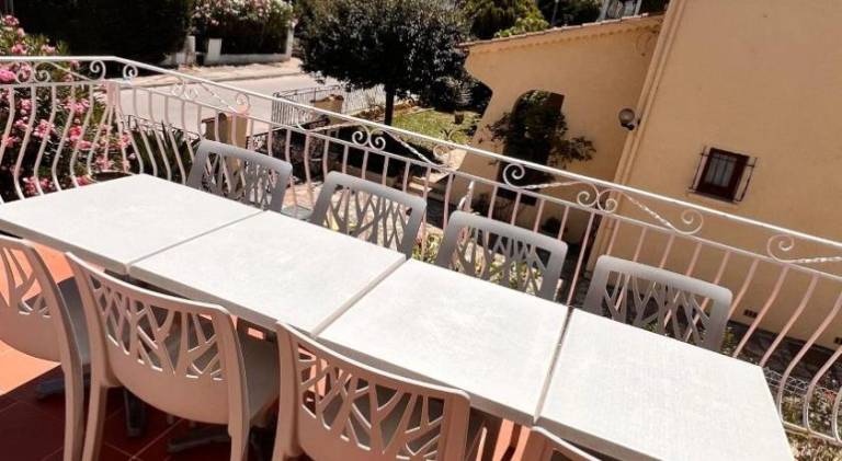 Apartment with barbecue, patio & garden | Pet-friendly — photo 5