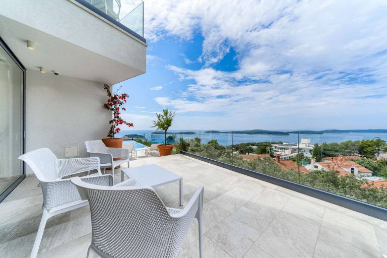 Luxury Villa Royal - modern newly built villa with views of Hvar town, the sea and the islands by MyWaycation — photo 5