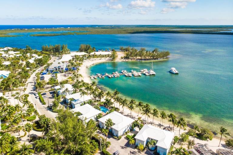Condo Rum Point