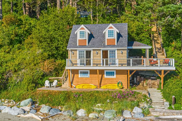 House Galiano Island