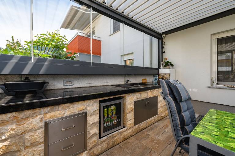 Dog-friendly apartment just 150 metres from the beach with air conditioning and barbecue — photo 4