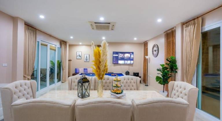 Ample villa with pool | Pet-friendly — photo 5