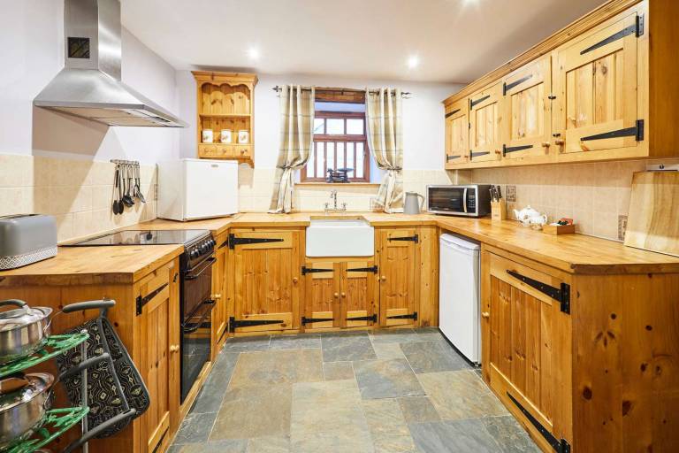 Holiday apartment with 2 rooms for 4 persons — photo 2