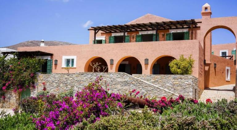 Villa with terrace & yard in Syros