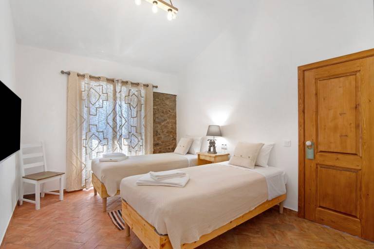 Country House 'Casas Do Monte I - T2' with Mountain View, Wi-Fi and Air Conditioning — photo 4