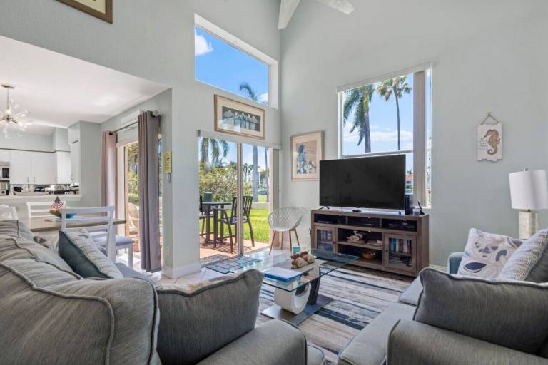 Condo Pass-a-Grille Beach