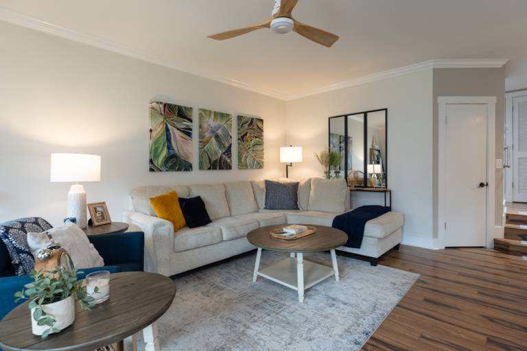 7443 Anchorage: Stylish updated 2BR Villa, steps to Marina, Free Bikes, Pool — photo 3
