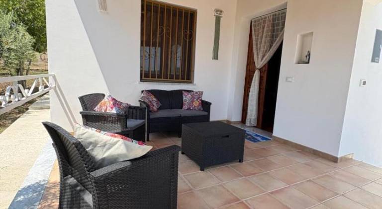 Villa with 2 rooms for 4 persons — photo 5