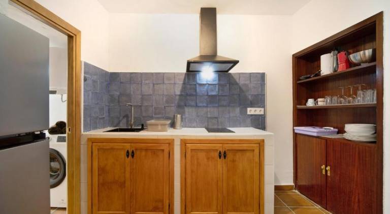 Holiday apartment with 1 room for 5 persons — photo 4