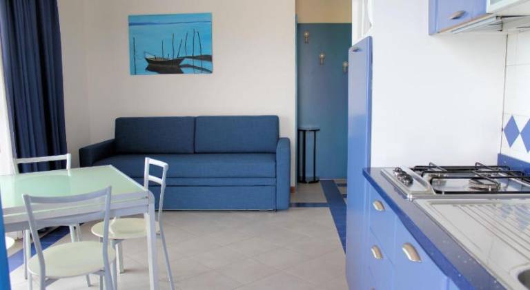Holiday apartment with terrace | Next to the beach | Dogs allowed — photo 3