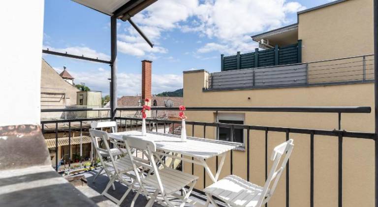 Holiday apartment with patio — photo 5