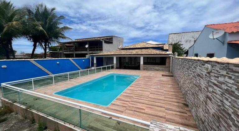 Vacation home with pool in Arraial do Cabo