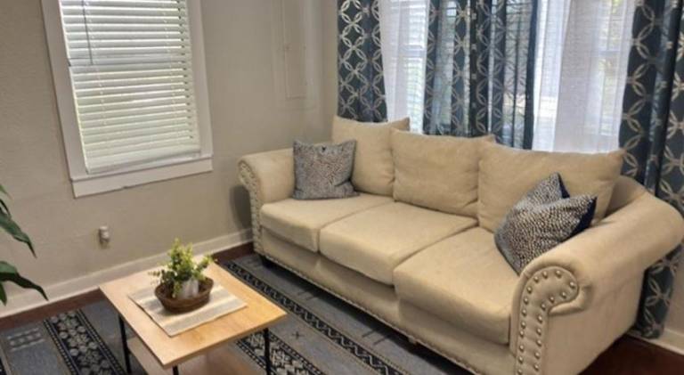 Apartment with 4 rooms for 10 persons in Tallahassee, FL