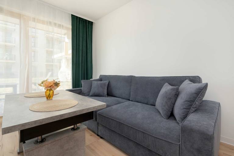Holiday apartment with garden & patio — photo 3