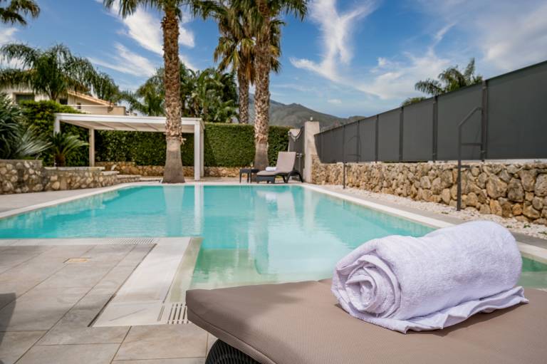 Fully equipped villa with private pool, grill & terrace | Dogs allowed — photo 4