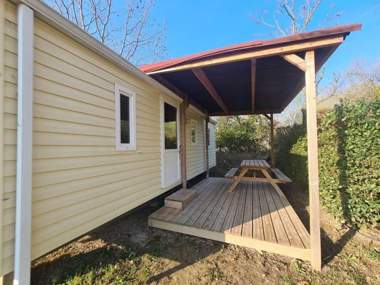 Mobil-home  Saint-Laurent-des-Arbres