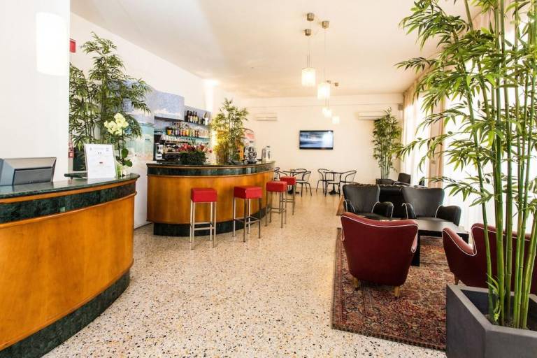 Hotel Confort — photo 4