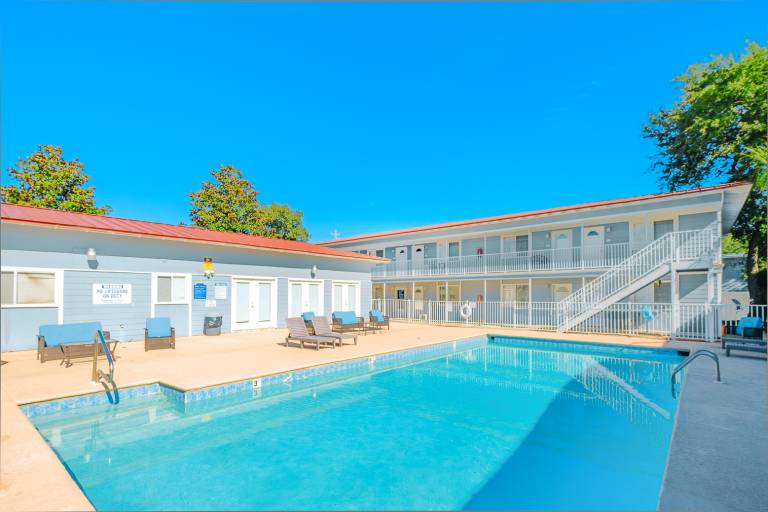 Apartment  Biloxi