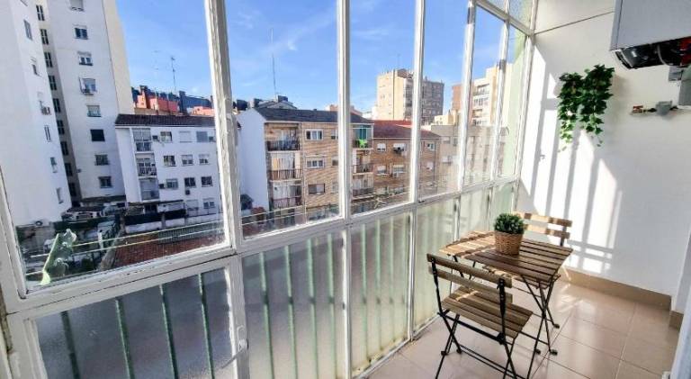 Rental apartment | Close to Cathedral-Basilica of Our Lady of the Pillar | Good for workation | Pet-friendly — photo 3