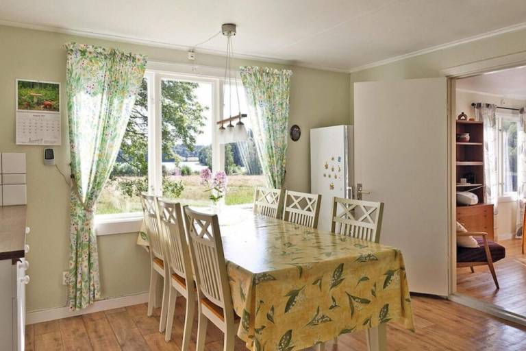 Lovely vacation home with sauna, terrace & garden | Pets are welcome — photo 3