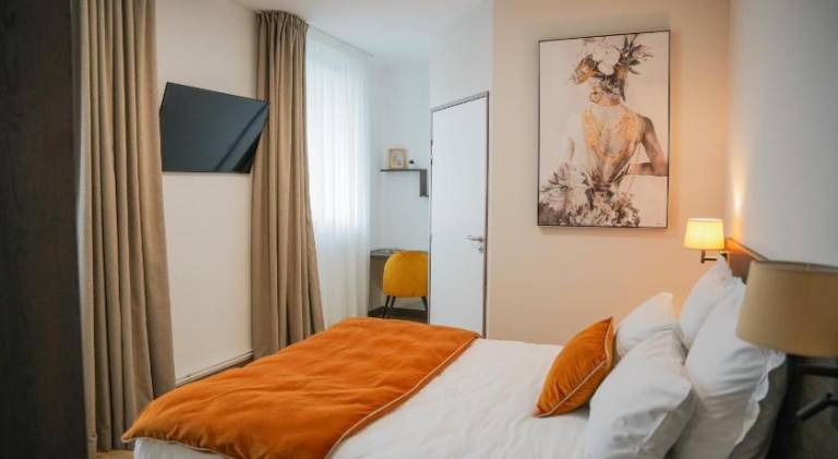 Serviced apartment with garden | Dogs allowed in Landerneau