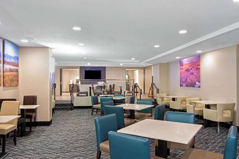 La Quinta Inn & Suites by Wyndham Denver Aurora Medical — photo 5