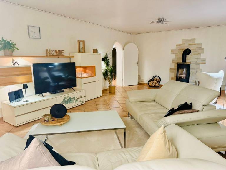 Holiday apartment with patio & barbecue | Mountain view — photo 3