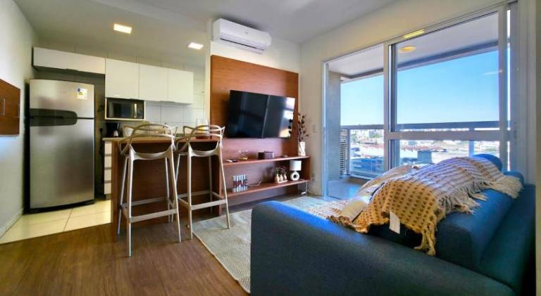 Apartment with pool — photo 2