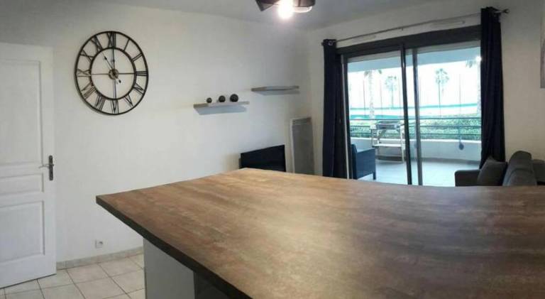 Holiday apartment with terrace & BBQ — photo 5