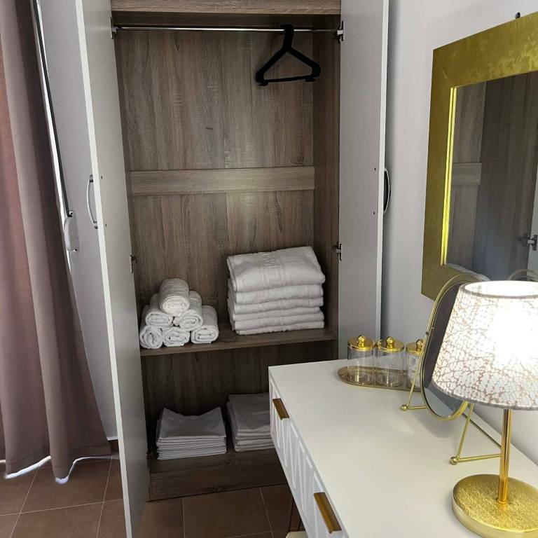 Village Suite 101 Apartment: Shared Pool & Terraces with Views — photo 5