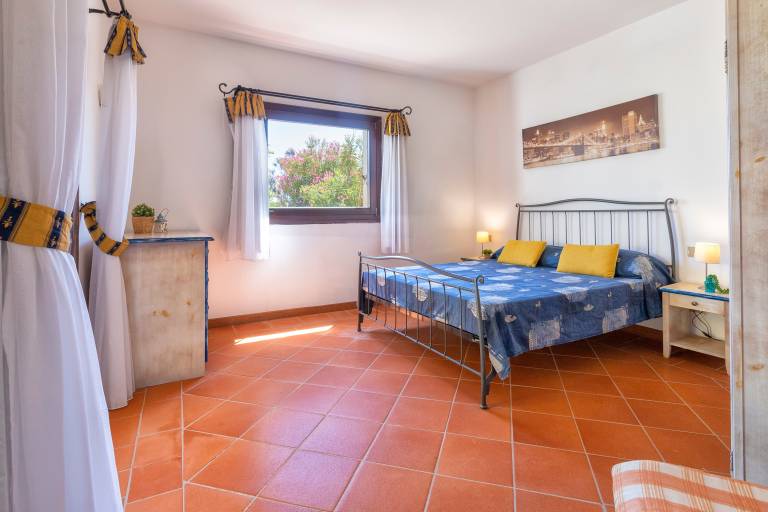 Rental apartment with terrace, pool & garden | Sea view — photo 5