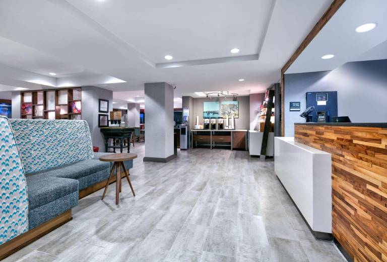 Hampton Inn Biloxi — photo 4