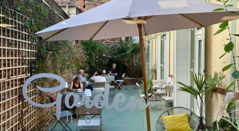 Garden Hotel Rennes Centre Gare in Chantepie