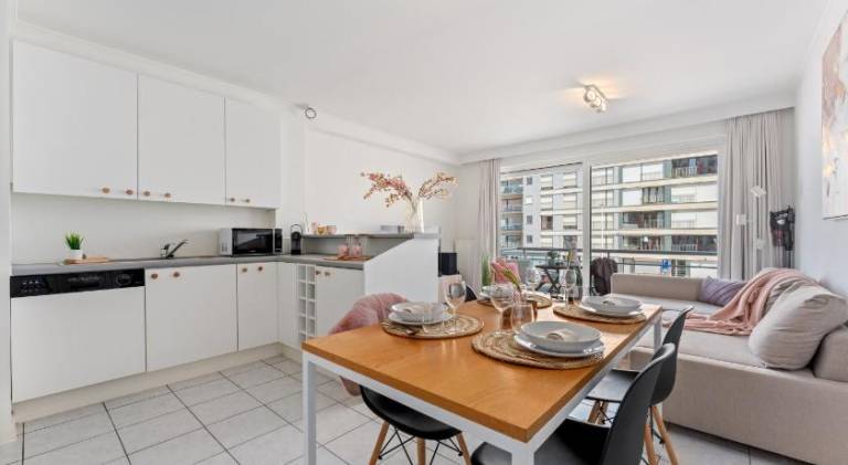 Seaview Koksijde - family-friendly apartment near the beach — photo 3