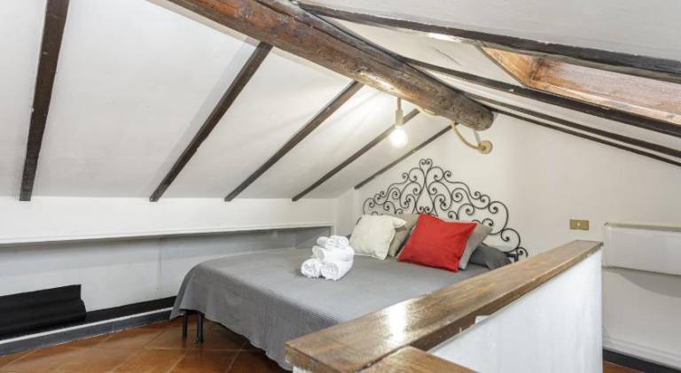Apartment with 1 room for 4 persons in Genoa