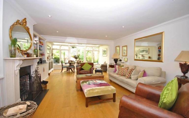 House Midhurst