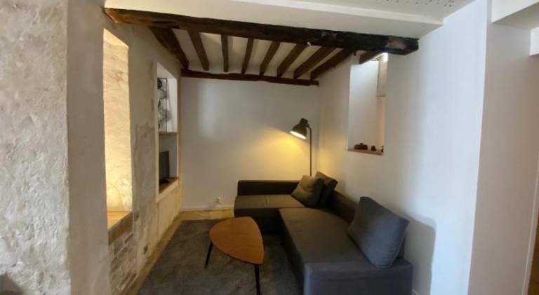 Appartement Atypique Cosy et Hyper Centre Paris 10eme pres du Canal Saint-Martin in Pantin