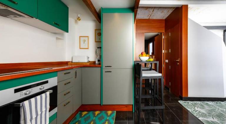 Apartment with grill & patio | Near Triana | Perfect for remote work — photo 3