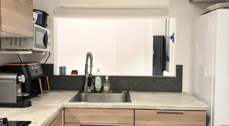 Fully equipped pleasant rental apartment with patio | Pets allowed — photo 3