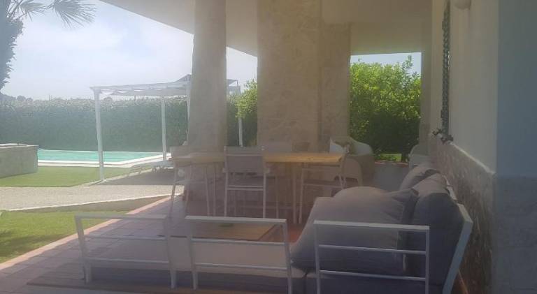 Villa with pool — photo 3