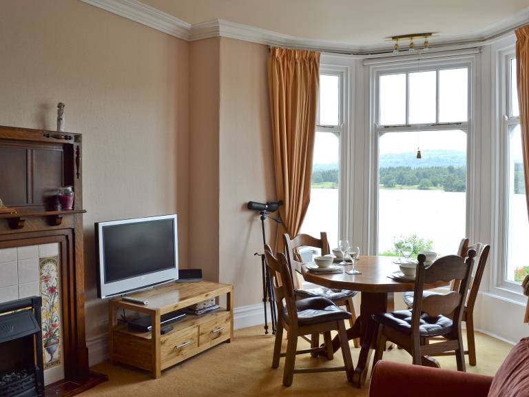 Child-friendly wonderful cottage | River view | Pets allowed — photo 2