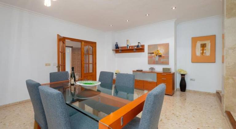 Pleasant villa with yard, private pool & grill | Dogs allowed — photo 4