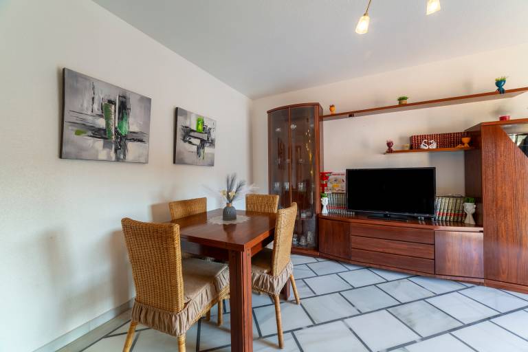 Vacation Apartment "Mccoy Avenida 3" with 2 Balconies and Shared Terrace — photo 3