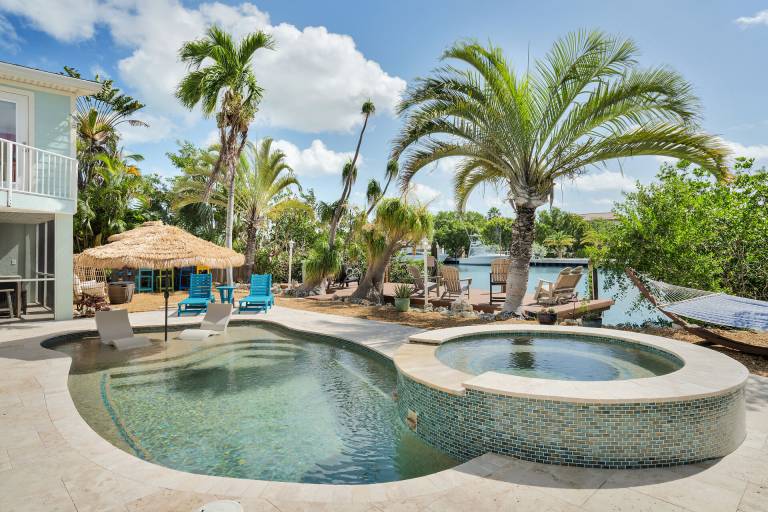 Rest A Shore Waterfront Home, Brand New Private Pool — photo 4