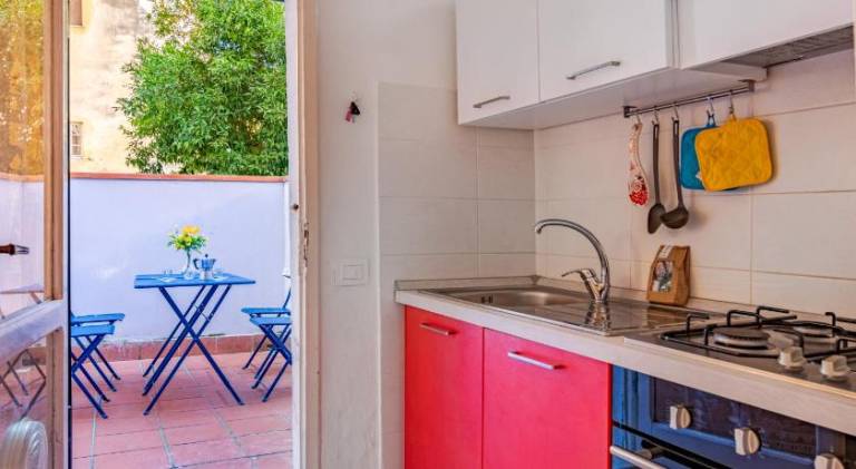 Hoslty-Suite l'Arancio-Enjoy the Historical Center-Brand new Shower — photo 4
