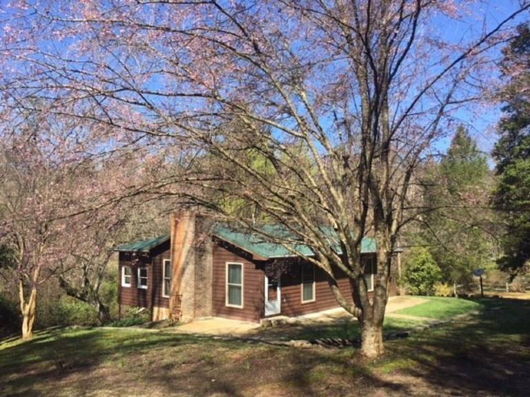 House Mountain Rest